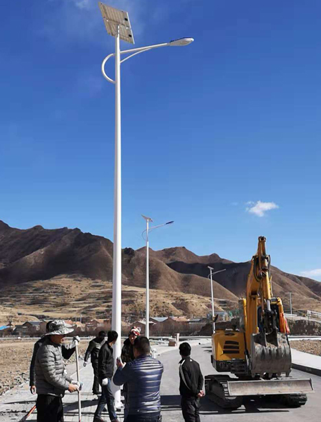 甘南碌曲10米玛曲太阳能路灯项目