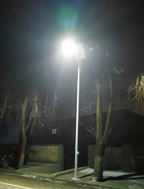 积石山县玛曲太阳能路灯项目