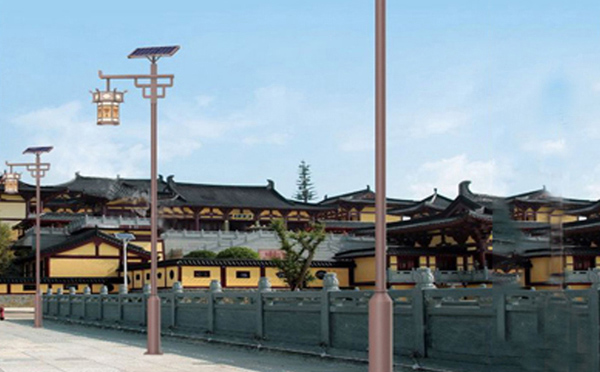 玛曲太阳能路灯不亮故障排查与修复