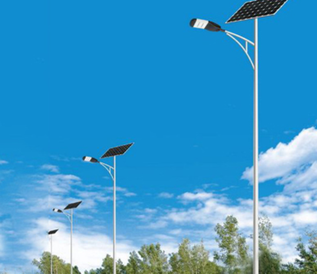 玛曲太阳能路灯维护时，这些细节别忽略！